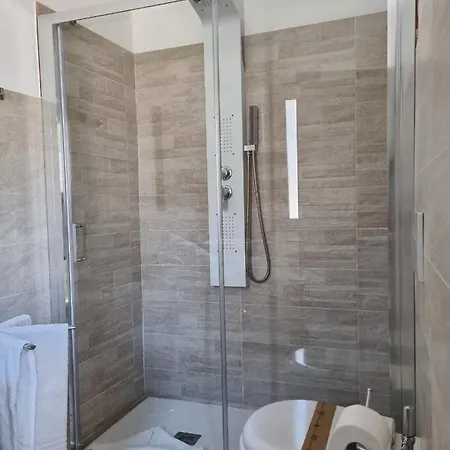 Konukevi Simius Rooms *